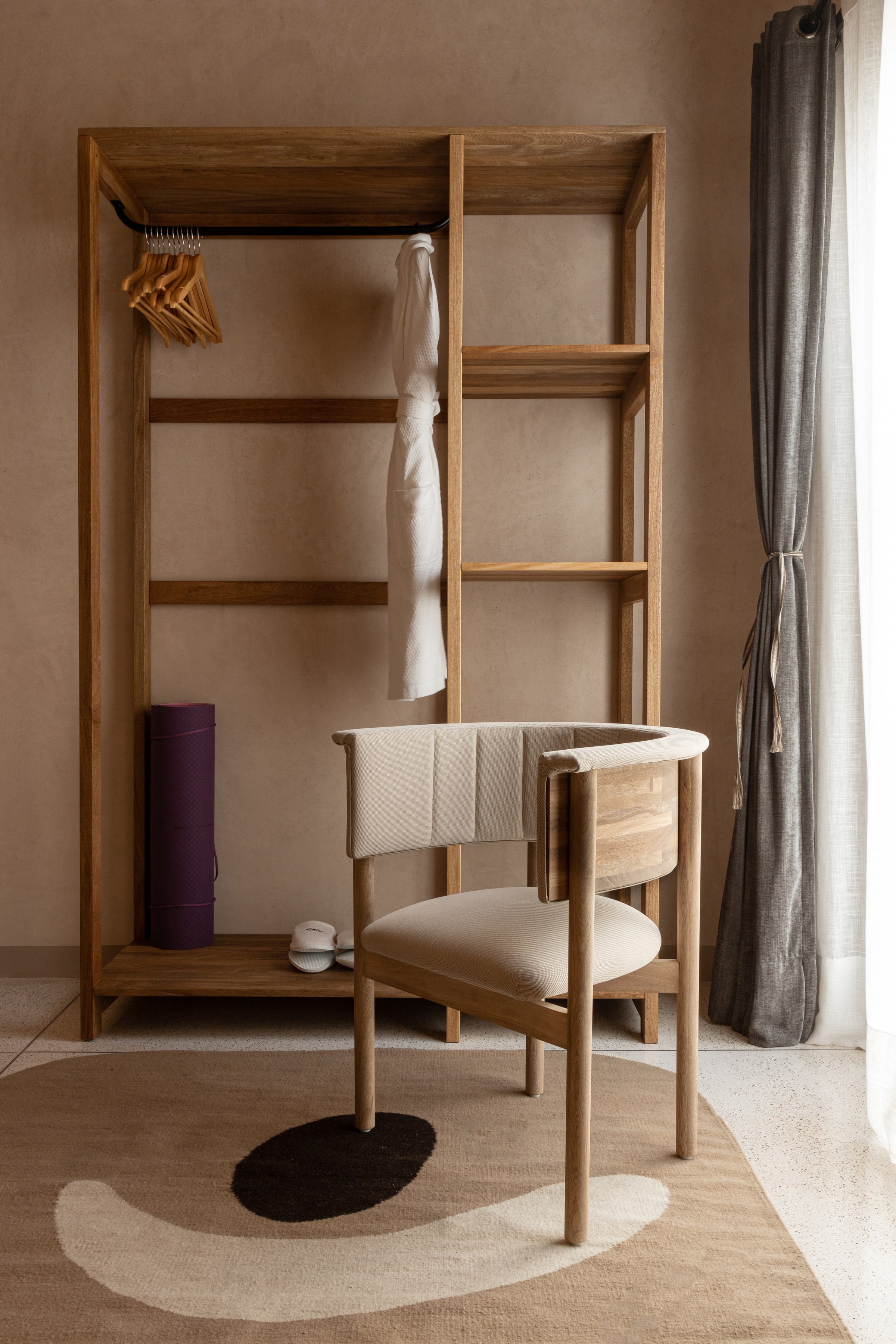 Casa Antonieta: Detalle de silla y acabado de macuil